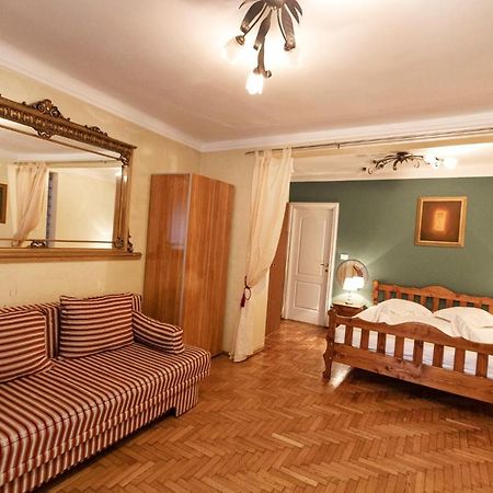 Dream House Brasov Ξενοδοχείο Εξωτερικό φωτογραφία