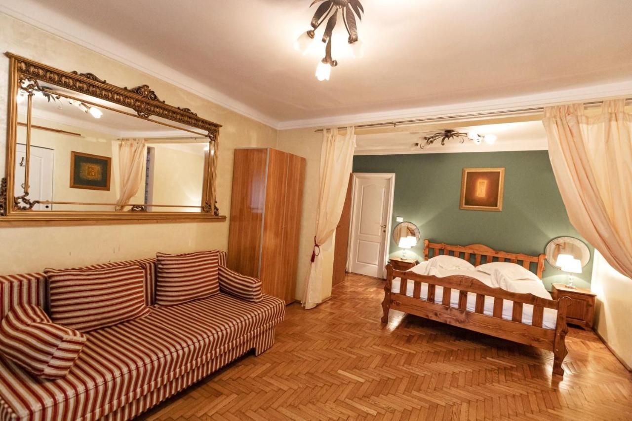 Dream House Brasov Ξενοδοχείο Εξωτερικό φωτογραφία